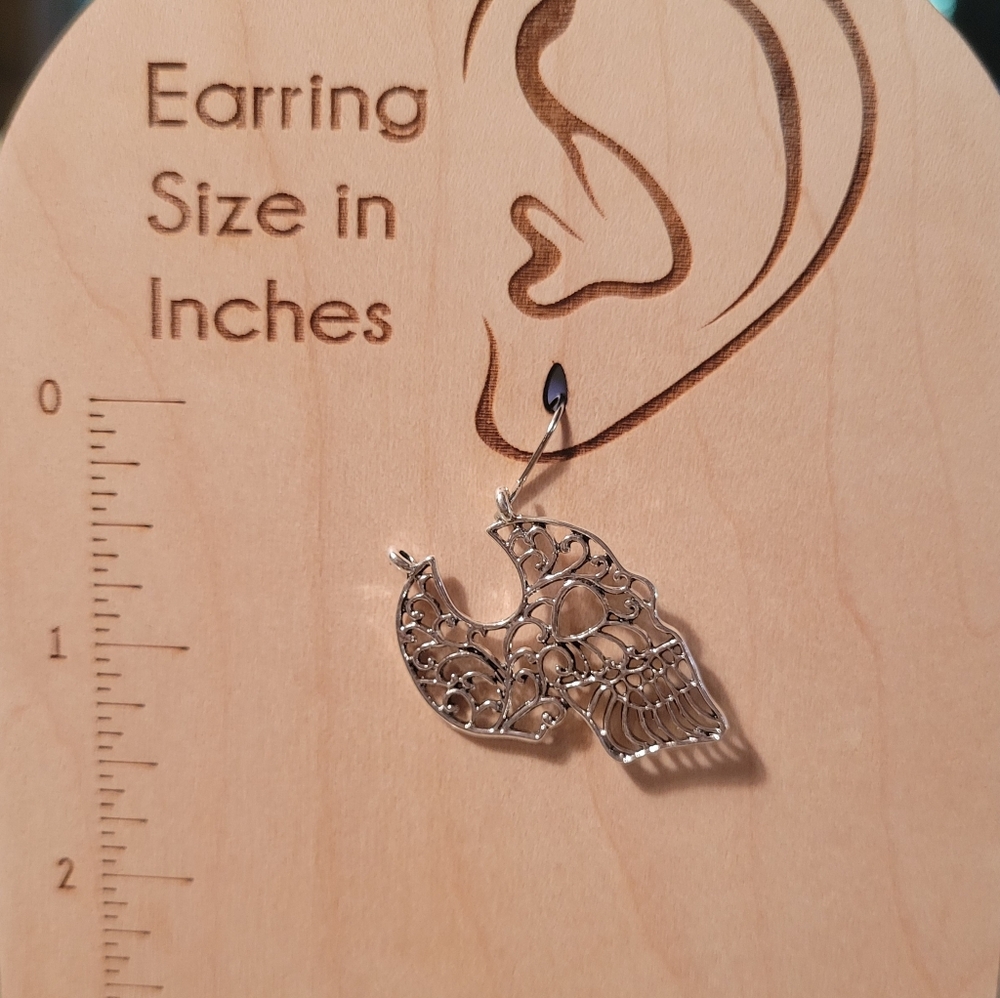 Intricate Skull Dangle Earrings - Picture 3 of 4